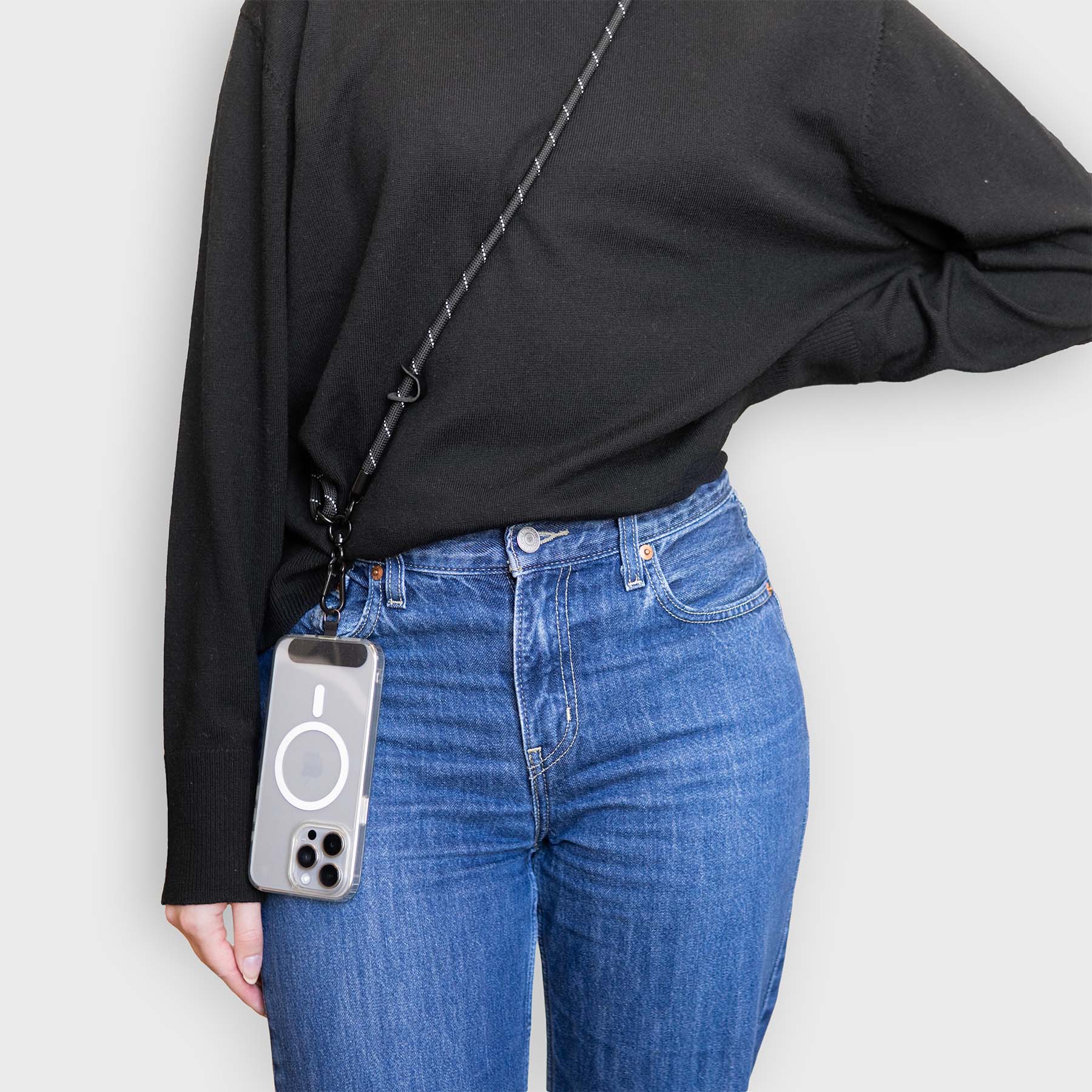 BLACK CROSSBODY PHONE STRAP